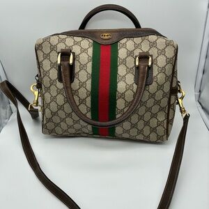 Gucci Sherry line Beige and Brown GG supreme two way crossbody Handbag